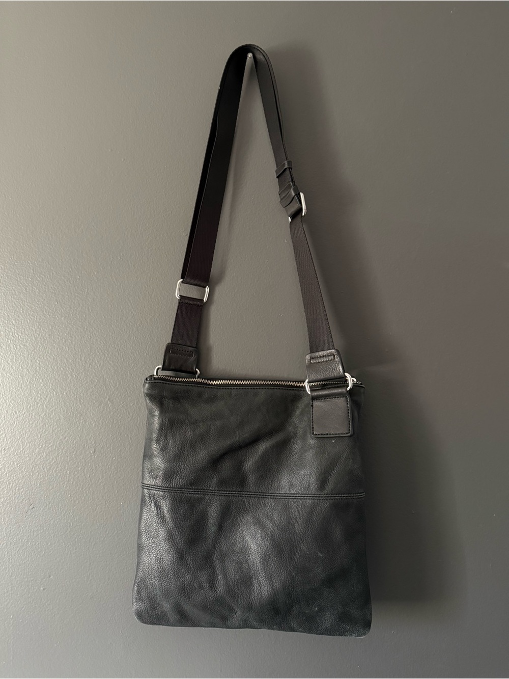 Men's Black Leather Crossbody Bag - Sleek Everyday Carry